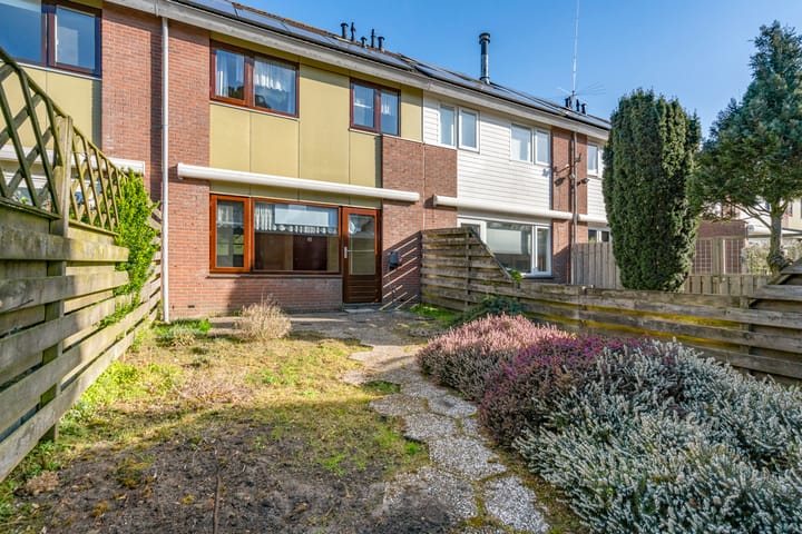 Photo 24 of Willem Gertenbachstraat 32