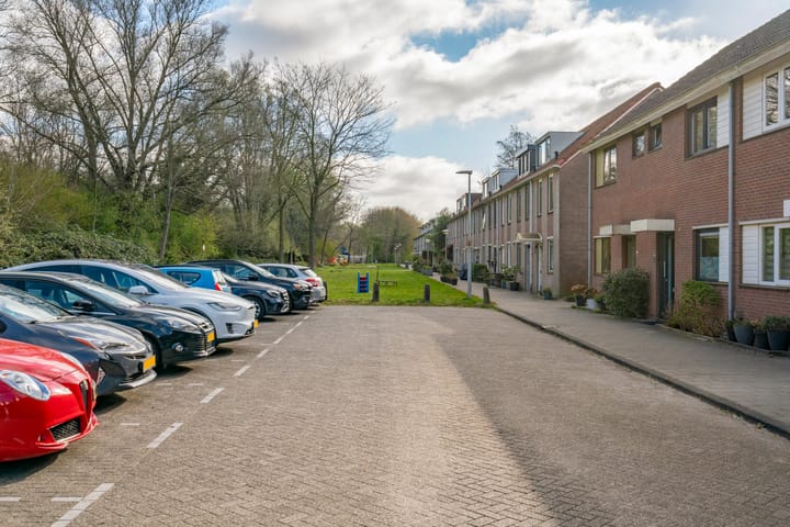 Photo 28 of Willem Gertenbachstraat 32