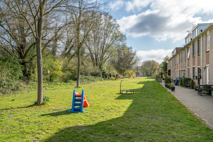 Photo 29 of Willem Gertenbachstraat 32