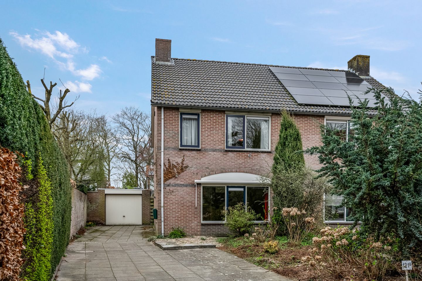 Foto 35 van Burgemeester van den Boschstraat 121-B