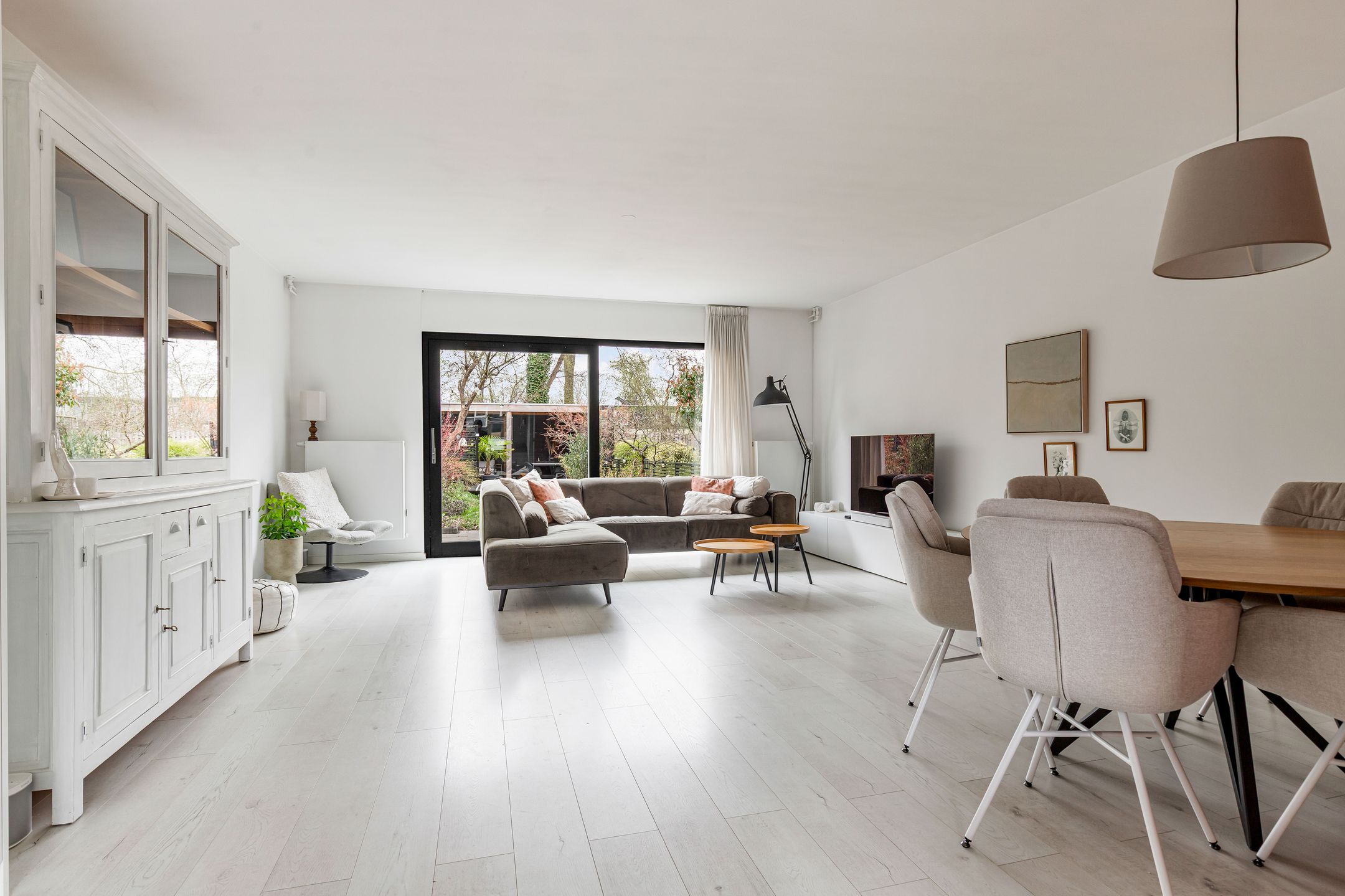 Foto 3 van Archipel 37 17