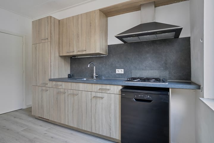 Photo 18 of Fenkelstraat 10-A