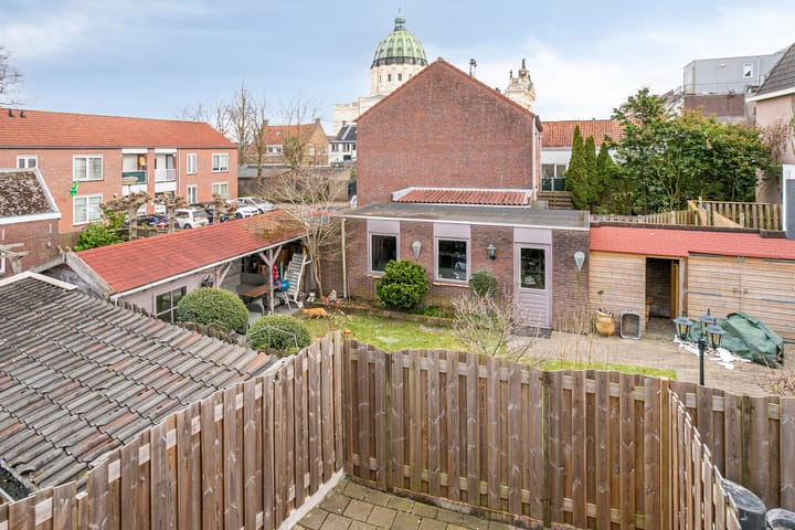 Photo 37 of Fenkelstraat 10-A