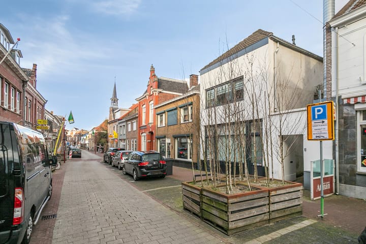 Photo 40 of Fenkelstraat 10-A