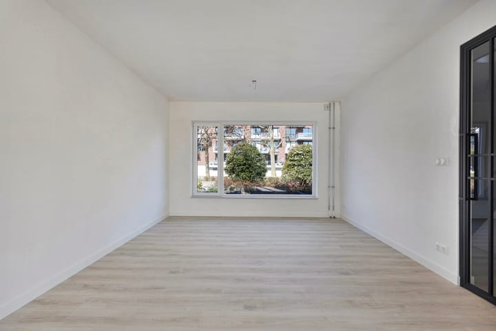 Photo 6 of Richard Holstraat 14