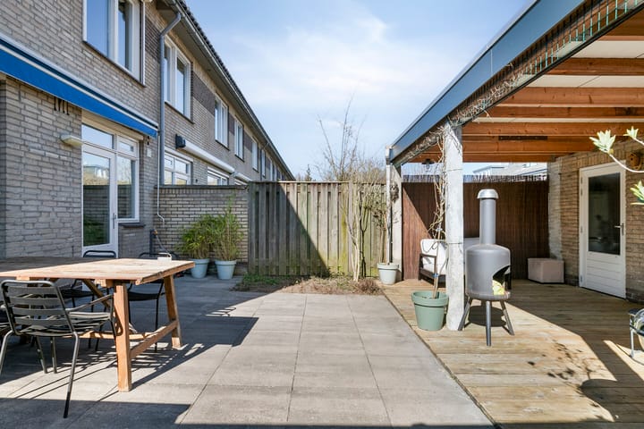 Foto 25 van Avondroodstraat 15