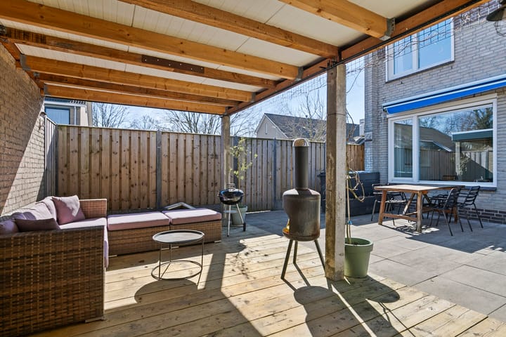 Foto 26 van Avondroodstraat 15