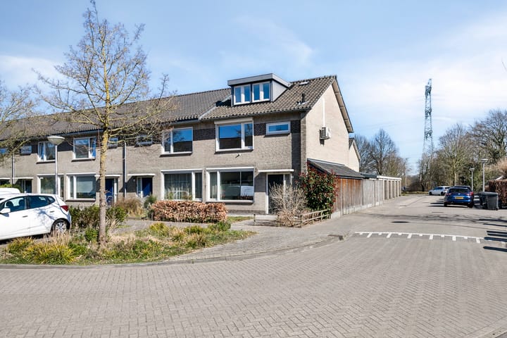 Foto 31 van Avondroodstraat 15