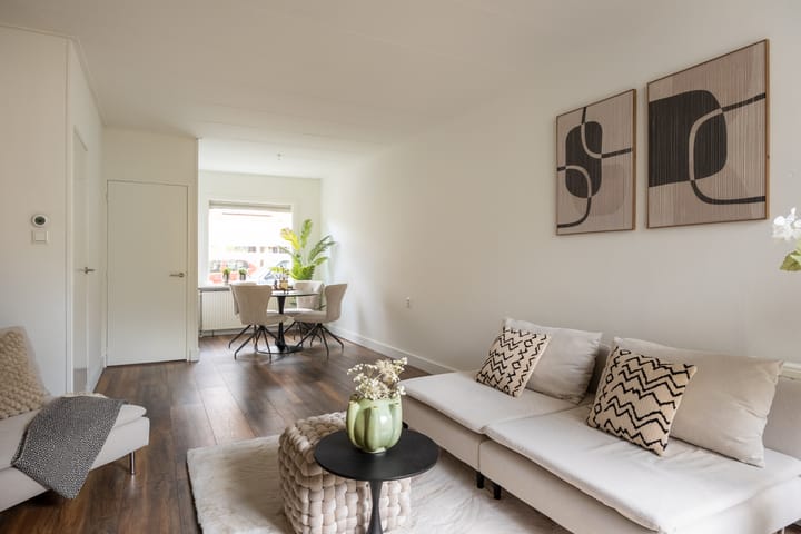 Foto 3 van Menadostraat 24