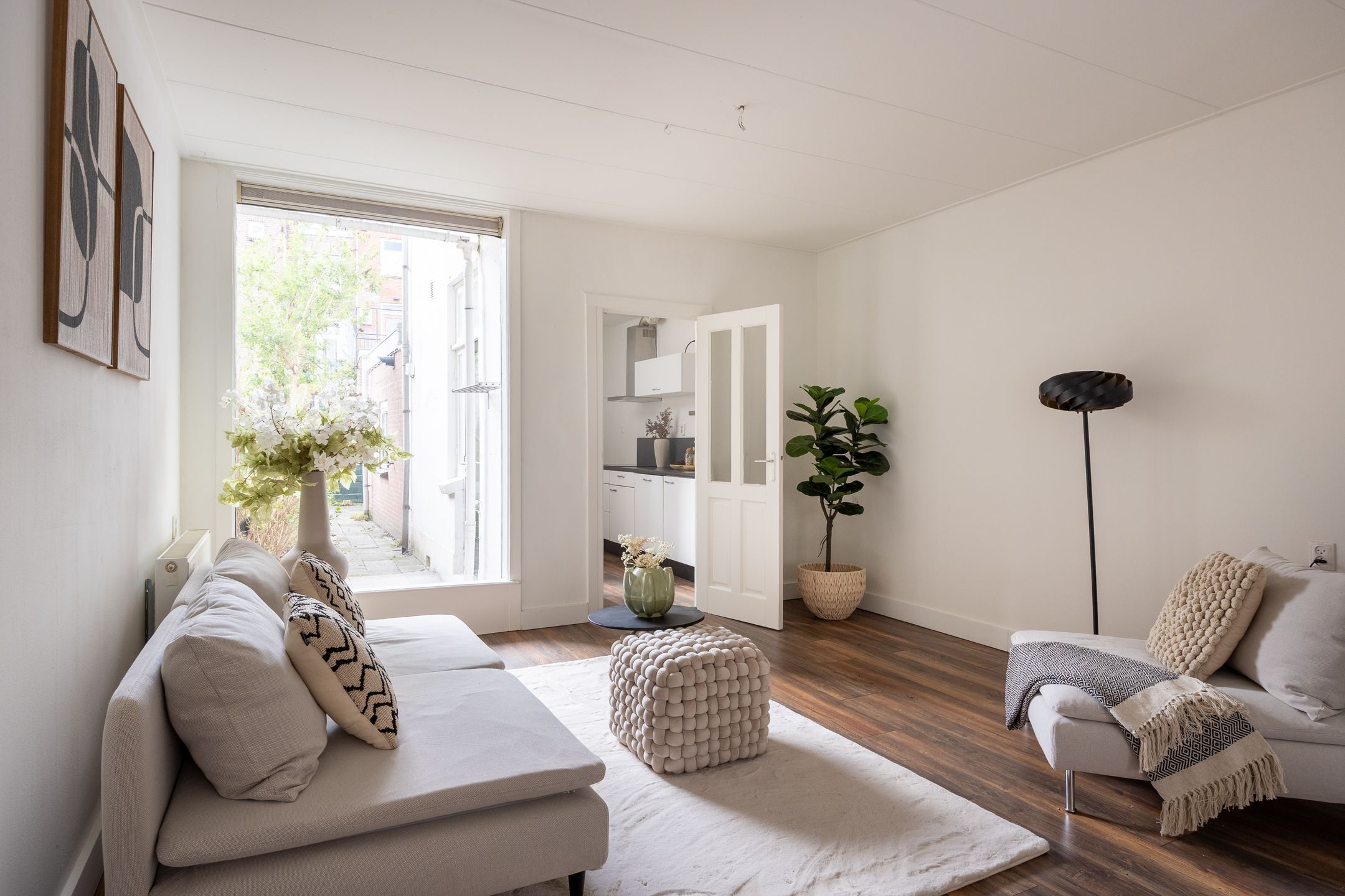 Photo 6 of Menadostraat 24