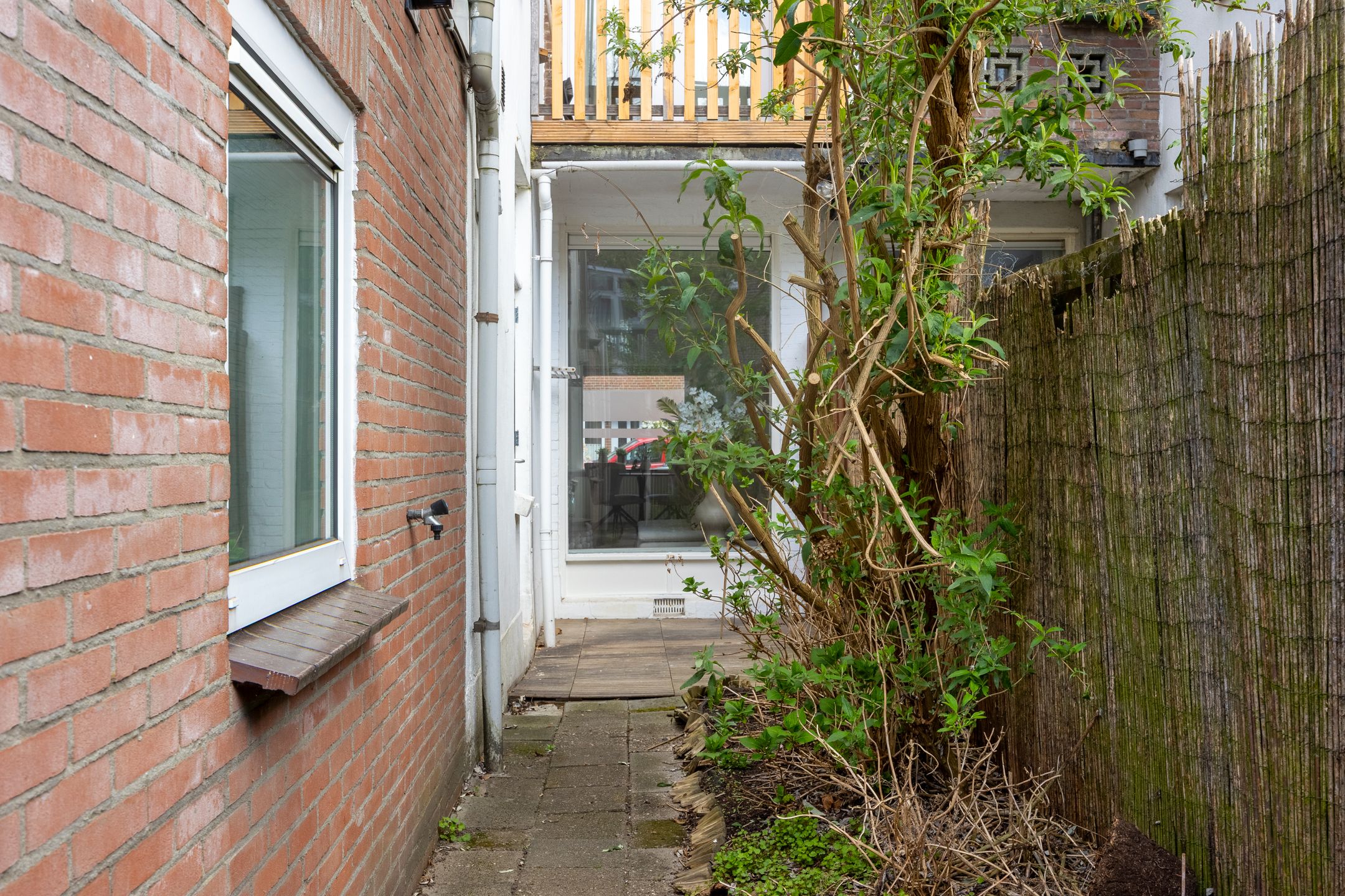 Photo 21 of Menadostraat 24