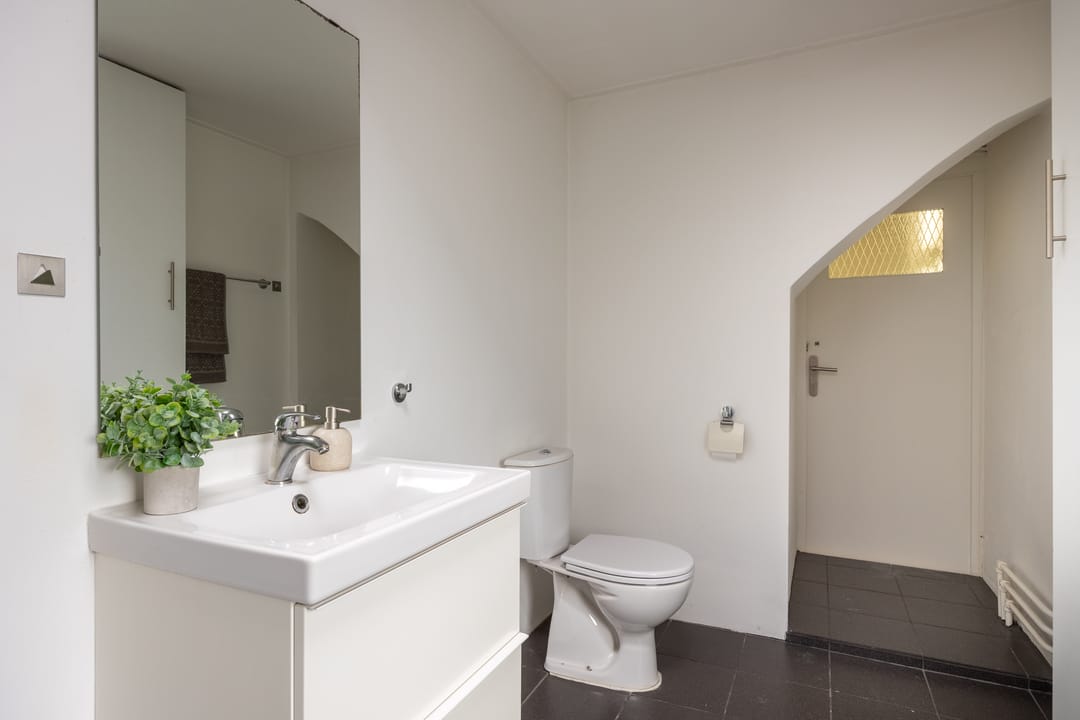 Photo 23 of Menadostraat 24