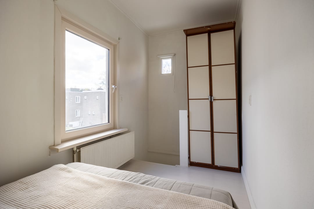 Photo 32 of Menadostraat 24