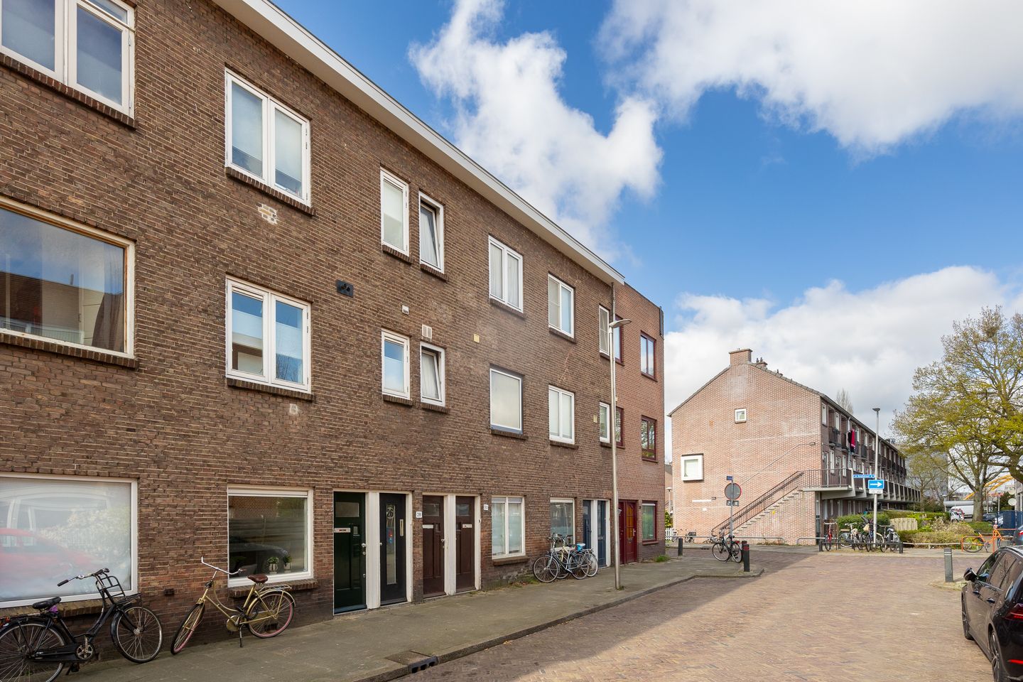 Photo 34 of Menadostraat 24