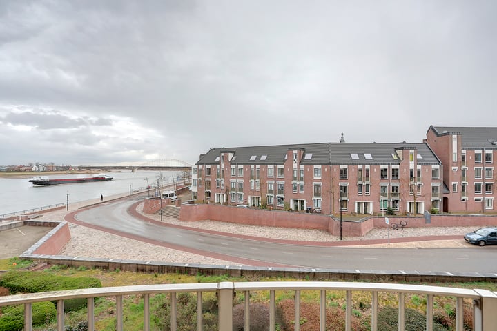 Veemarkt 241