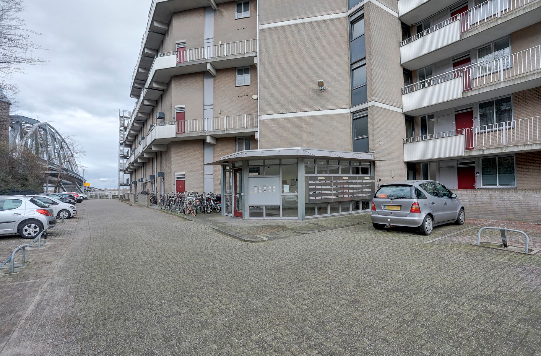 Photo 18 of Veemarkt 241