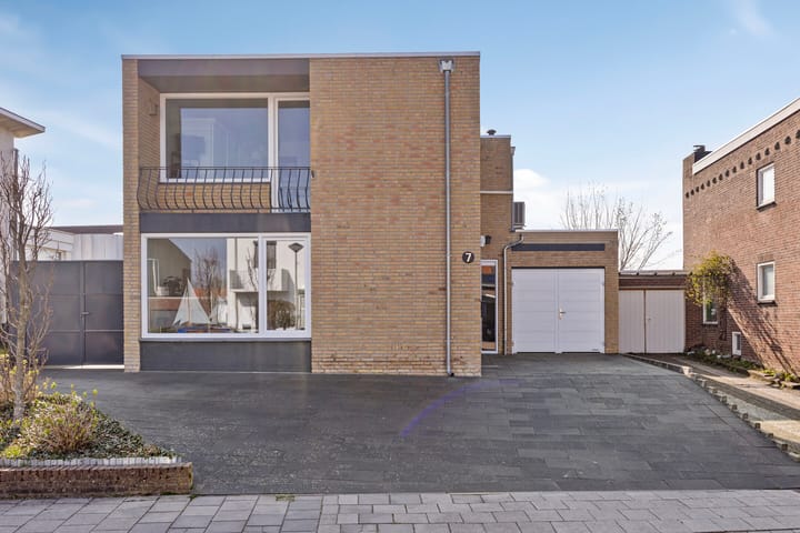 Foto 38 van van Eynattenstraat 7