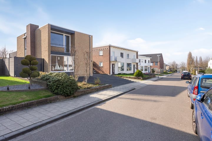 Foto 41 van van Eynattenstraat 7