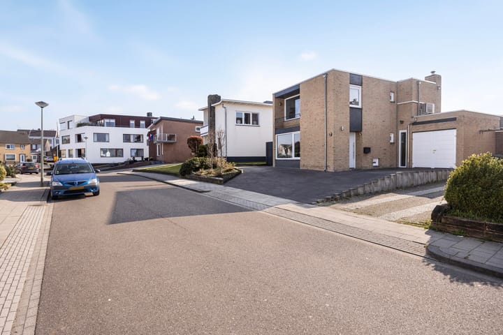 Foto 40 van van Eynattenstraat 7