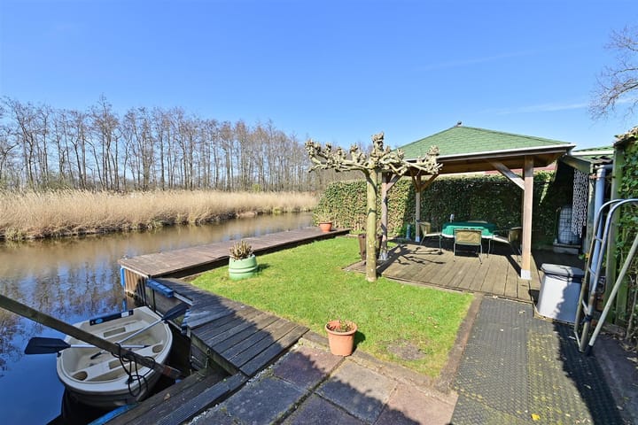 Photo 2 of Oud Loosdrechtsedijk 99 A nabij