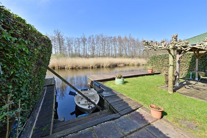 Foto 3 van Oud Loosdrechtsedijk 99 A nabij