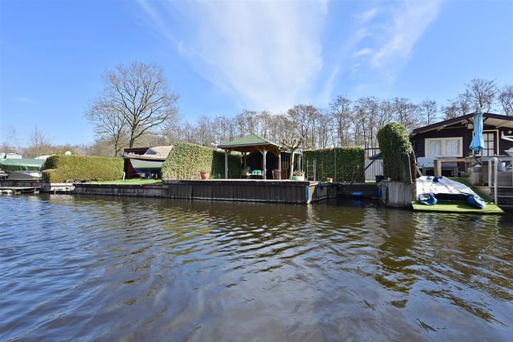 Photo 7 of Oud Loosdrechtsedijk 99 A nabij