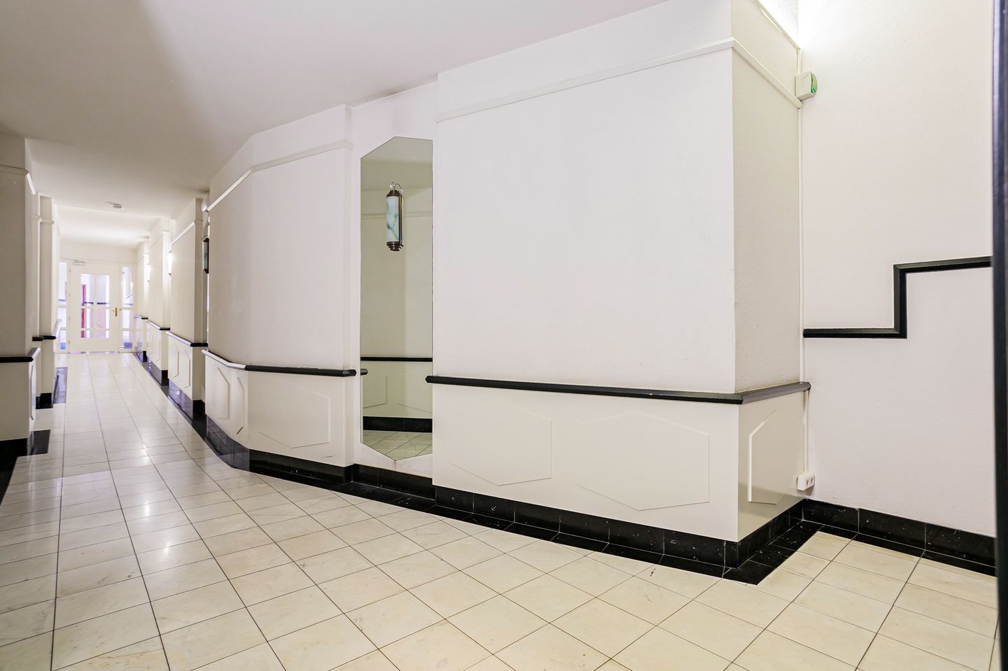 Foto 40 van Nieuwezijds Voorburgwal 308-L