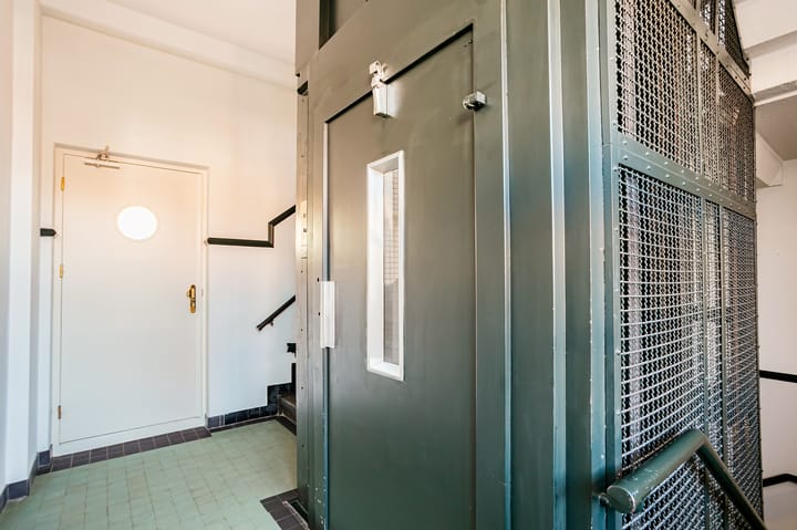 Photo 3 of Nieuwezijds Voorburgwal 308-L