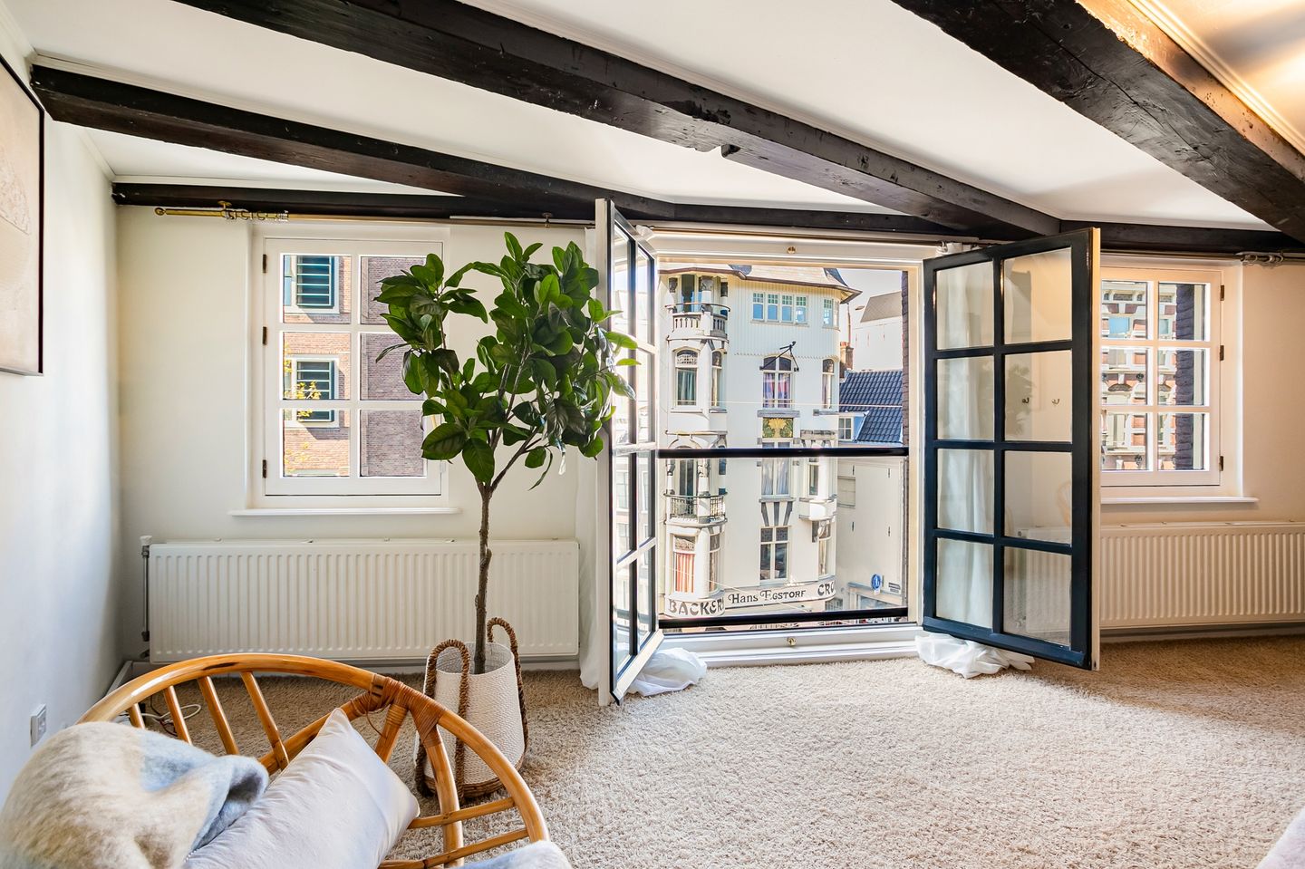 Foto 10 van Nieuwezijds Voorburgwal 308-L