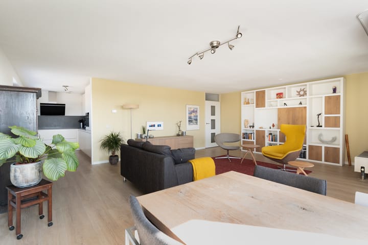 Foto 2 van Serenadelaan 111