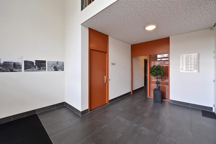 Foto 5 van Jan van der Heijdenstraat 180-D