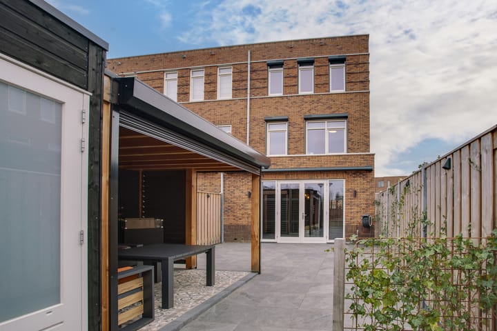 Photo 23 of Ambachtsherenlaan 139-G