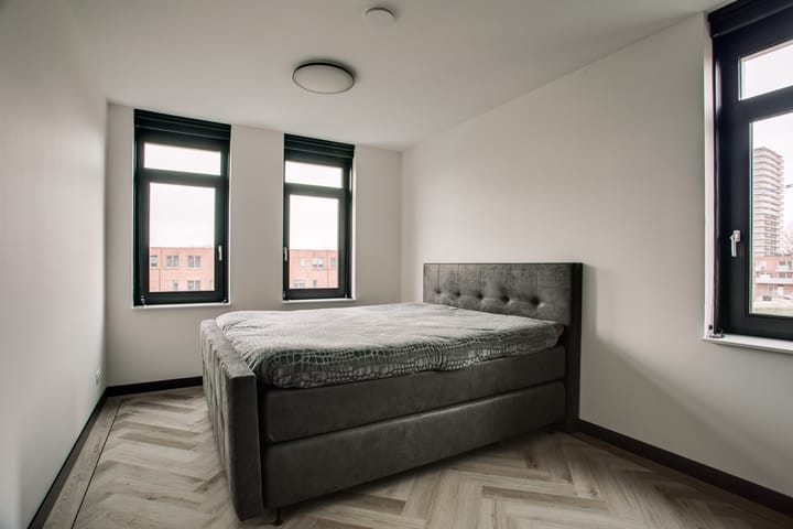 Photo 42 of Ambachtsherenlaan 139-G