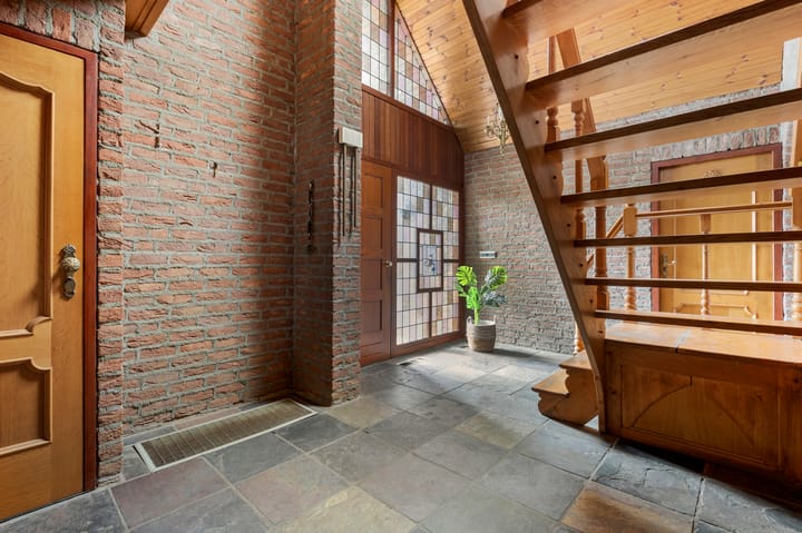 Photo 8 of Wolfsberg 14-A