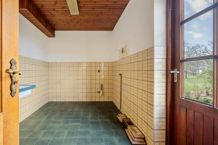 Photo 21 of Wolfsberg 14-A