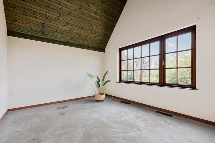 Photo 22 of Wolfsberg 14-A