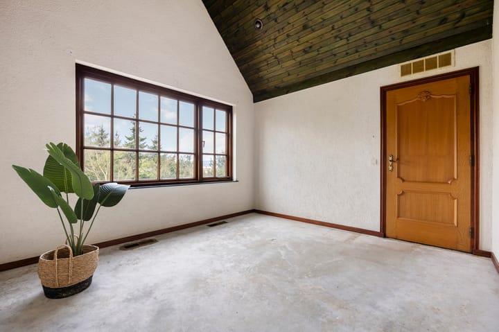 Photo 23 of Wolfsberg 14-A