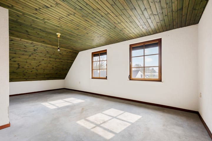 Photo 35 of Wolfsberg 14-A