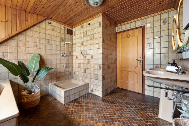 Photo 43 of Wolfsberg 14-A