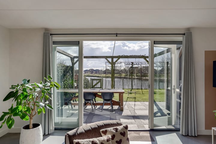 Foto 10 van Ooster Vlaerdinge 12