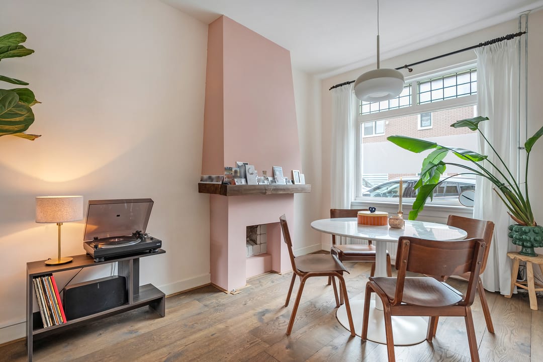 Photo 13 of Borneostraat 30