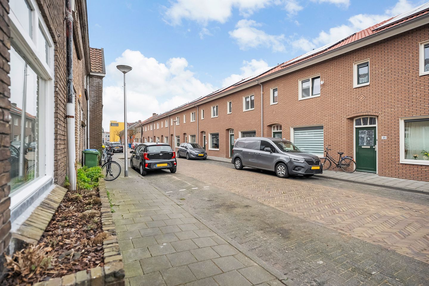 Photo 29 of Borneostraat 30