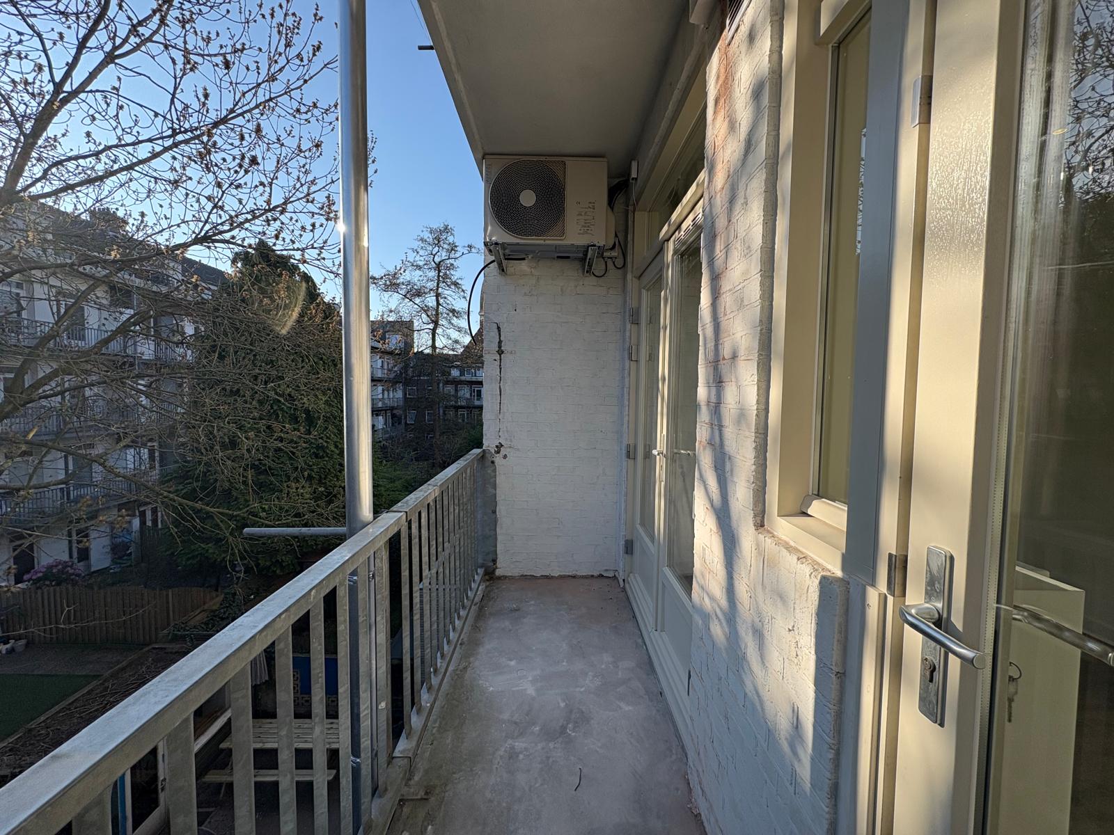 Foto 15 van Baffinstraat 9-2