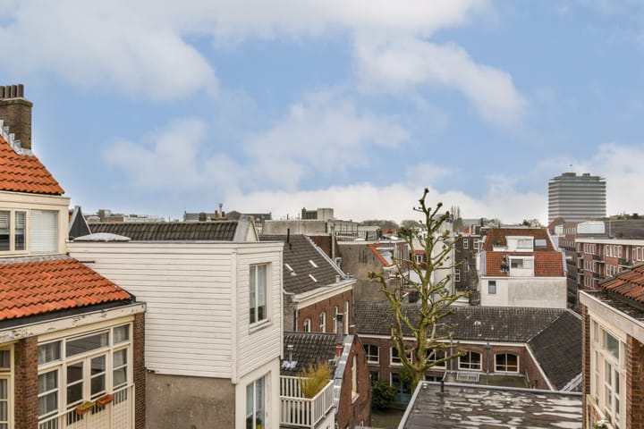 Photo 8 of Fokke Simonszstraat 25-4