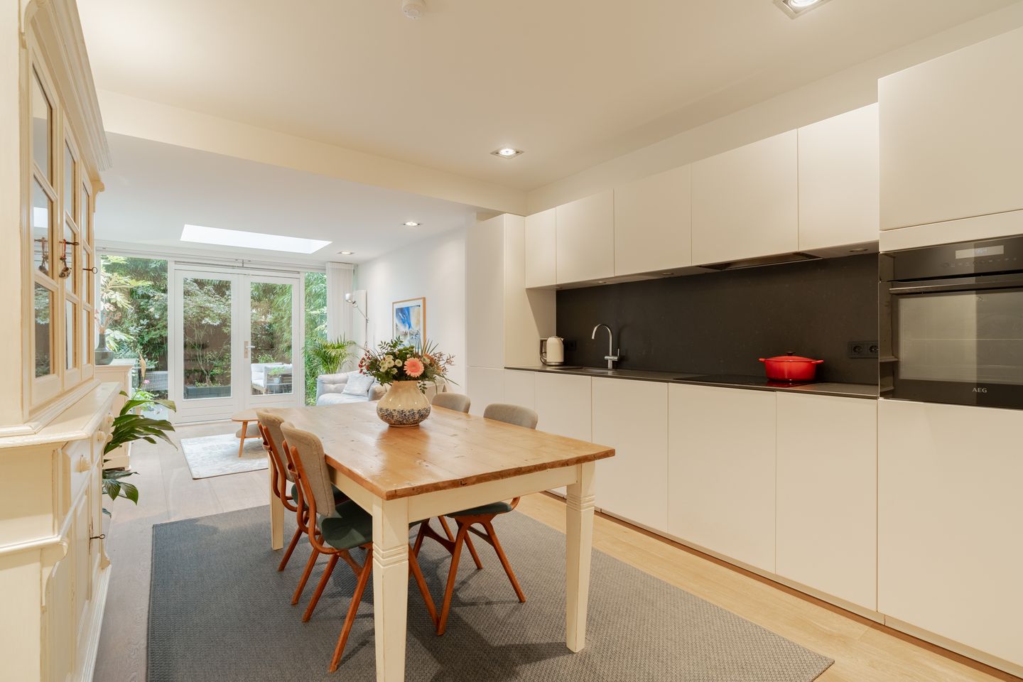 Photo 1 of Bartholomeus Diazstraat 24-H