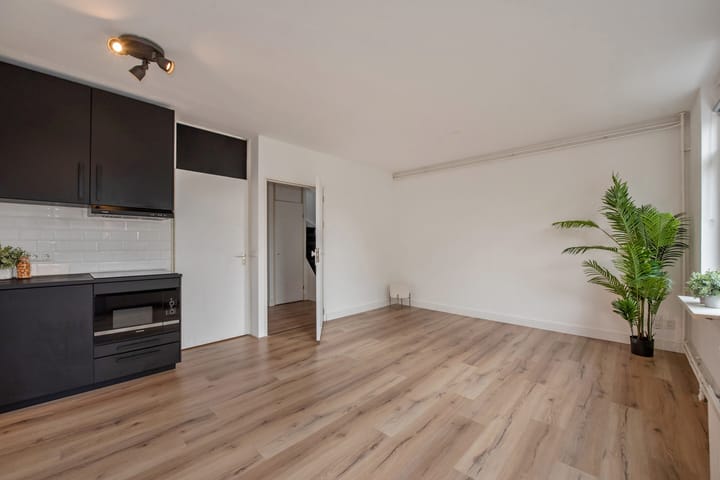 Bekijk foto van Dirklangenstraat 98 B