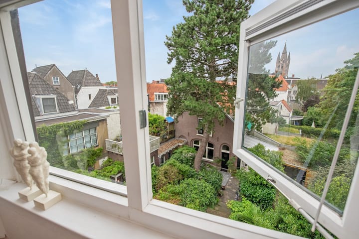 Photo 4 of Dirklangenstraat 98-C