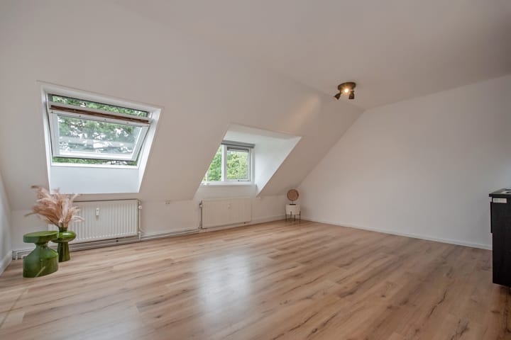 Photo 8 of Dirklangenstraat 98-C