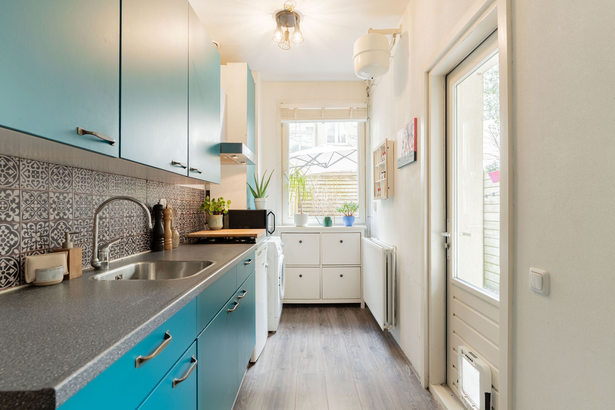 Photo 6 of Van Hogendorpstraat 145-H