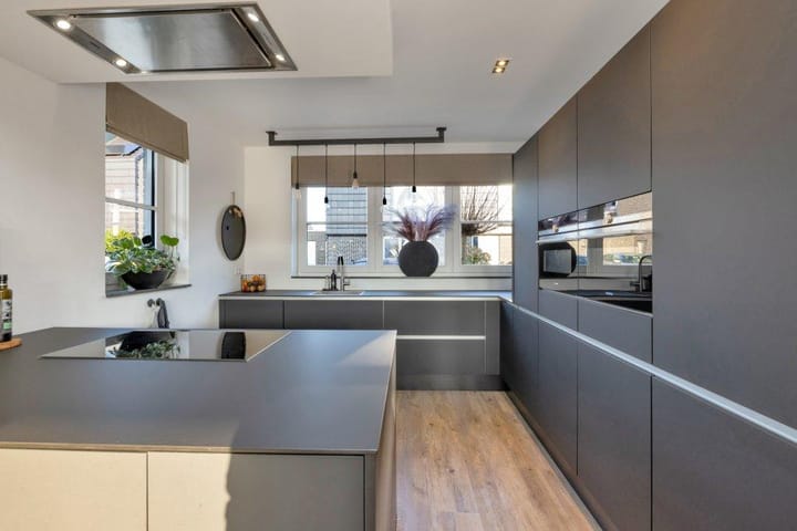 Foto 16 van Professor Brouwerlaan 9